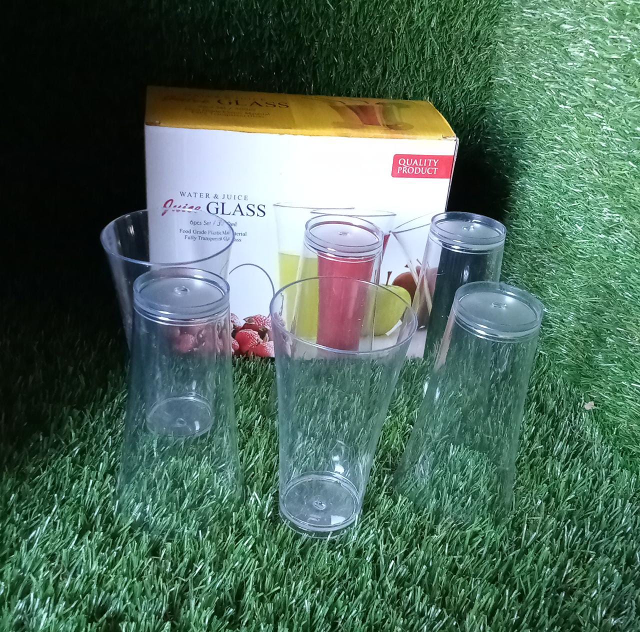 Clear plastic glasses set Clear plastic glasses set